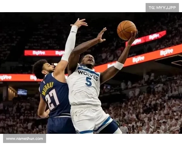 NBA焦点大战来袭 球迷热议西部豪强对决谁能笑到最后 NBA焦点大战来袭 球迷热议西部豪强对决谁能笑到最后